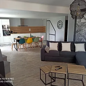 Maison De Village 6/9 Prs , Sauveterre-de-Rouergue France